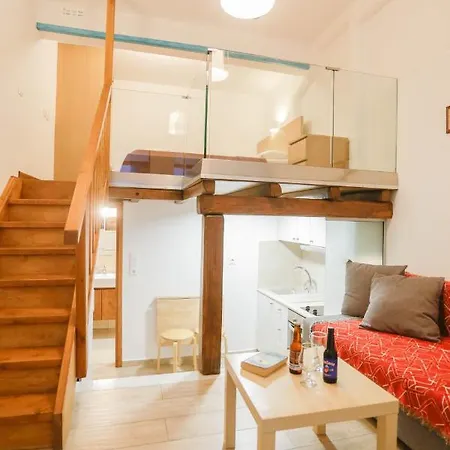 Lägenhet Kyma Loft